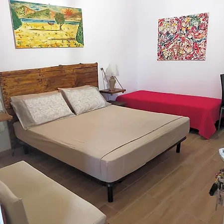 Al Melograno Bed and breakfast